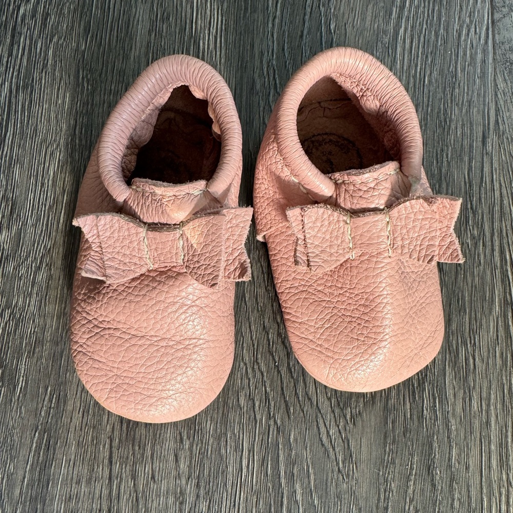 Size 3 Freshly Picked First Pair Bow Mocc